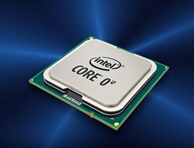 Intel prépare un processeur Core Ultra 9 4995HX avec 28 cœurs pour révolutionner les PC portables